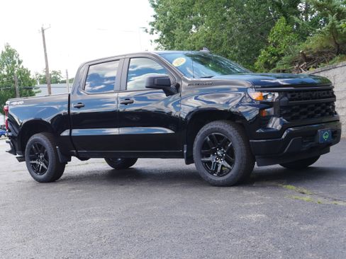 Certified 2023 Chevrolet Silverado 1500 Custom w/ Rally Edition AWD/4WD image 10