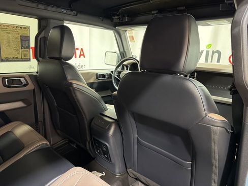 Used 2022 Ford Bronco Wildtrak AWD/4WD image 14