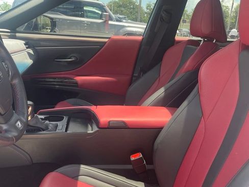 Used 2024 Lexus ES 350 F Sport w/ Accessory Package (Z2) FWD image 4