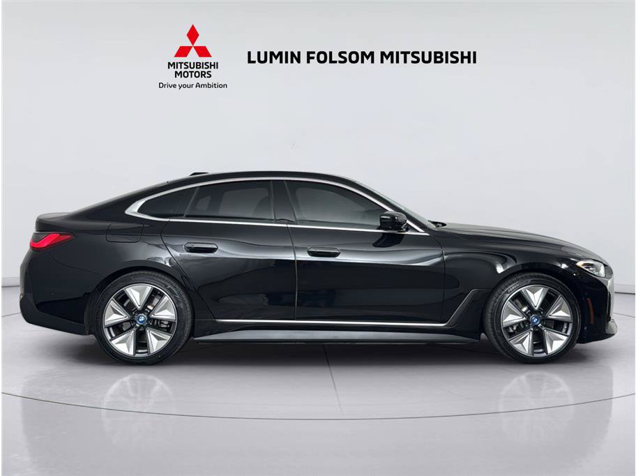 Used 2023 BMW i4 eDrive40 RWD image 3