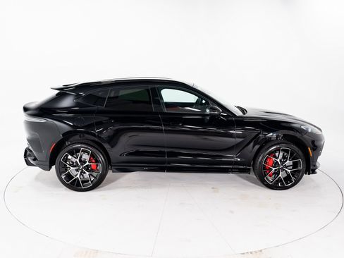 Used 2025 Aston Martin DBX 707 image 6