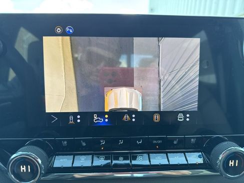 New 2026 Chevrolet Colorado ZR2 w/ Technology Package AWD/4WD image 29