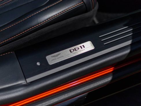 Used 2021 Aston Martin DB11 Volante RWD image 34