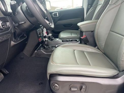 New 2026 Jeep Gladiator Mojave image 11