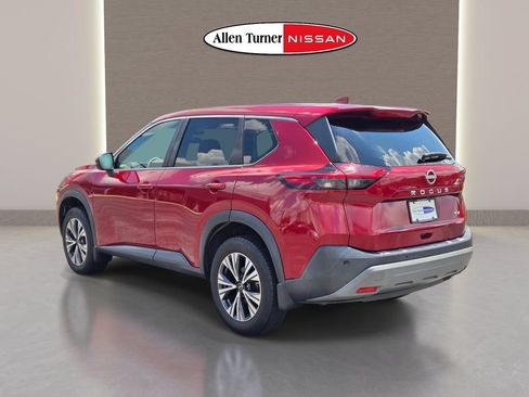 Used 2022 Nissan Rogue SV FWD image 9