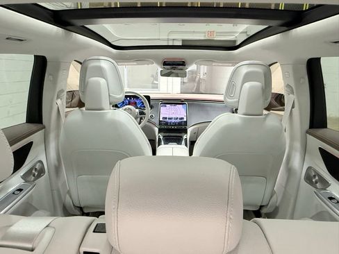 Used 2023 Mercedes-Benz EQE 350+ 4MATIC SUV w/ Exclusive Trim Package image 53