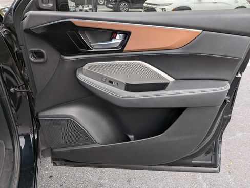 Used 2022 Acura MDX SH-AWD image 35