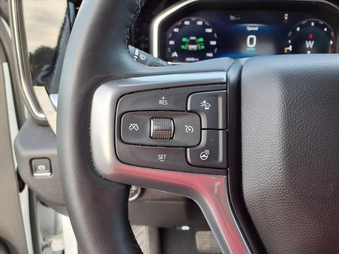 Used 2025 Chevrolet Silverado 2500 LT w/ Convenience Package AWD/4WD image 13
