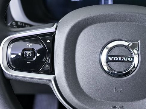 Certified 2025 Volvo XC60 B5 Plus AWD/4WD image 11