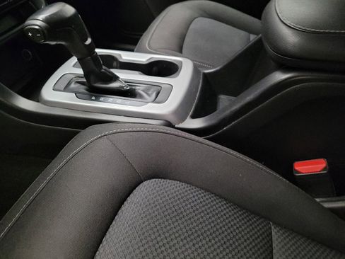 Used 2017 Chevrolet Colorado LT w/ LT Convenience Package image 26