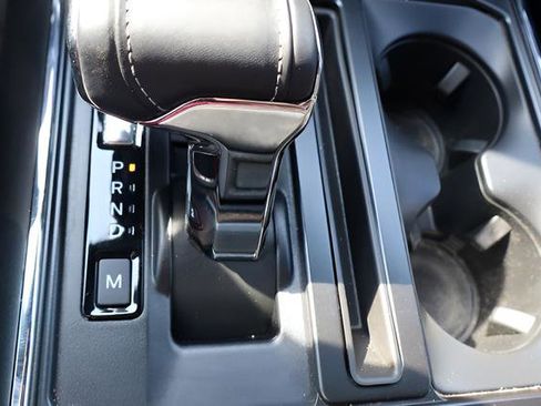 Used 2022 Ford F150 Lariat w/ Equipment Group 502A High image 28