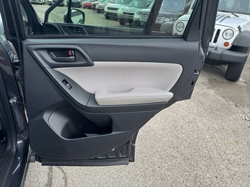 Used 2015 Subaru Forester 2.5i Premium w/ All-Weather Package image 20