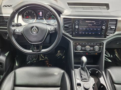 Used 2018 Volkswagen Atlas SEL AWD/4WD image 3