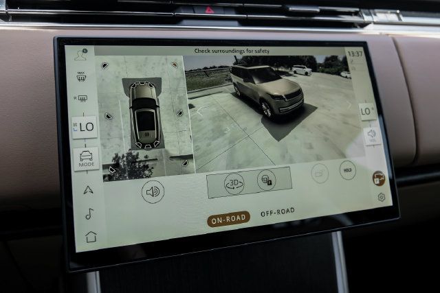 New 2026 Land Rover Range Rover SE AWD/4WD image 30