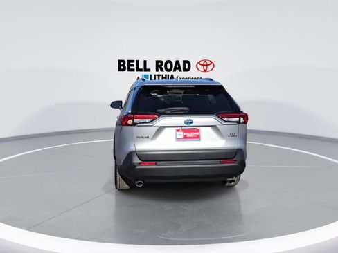 Used 2024 Toyota RAV4 XLE AWD/4WD image 7