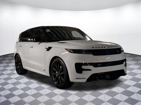 New 2026 Land Rover Range Rover Sport Dynamic SE AWD/4WD image 7
