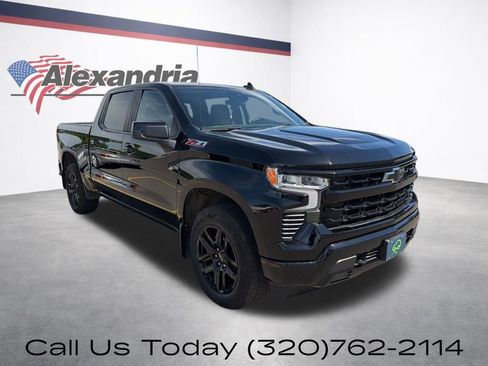 Certified 2024 Chevrolet Silverado 1500 RST AWD/4WD image 3