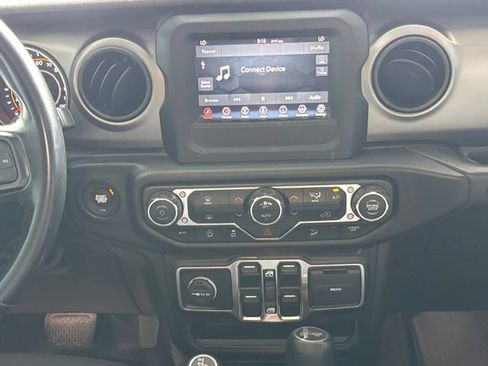 Used 2020 Jeep Wrangler Unlimited Sport S AWD/4WD image 4