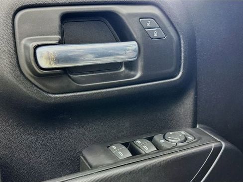 Used 2022 Chevrolet Silverado 1500 Custom image 20