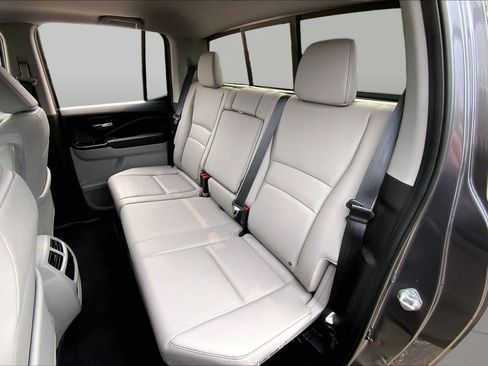 Used 2023 Honda Ridgeline RTL image 21