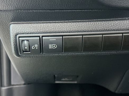 Used 2024 Toyota Corolla LE image 16