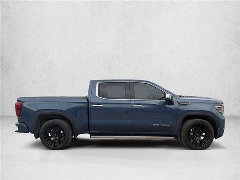 Used 2024 GMC Sierra 1500 Denali Ultimate AWD/4WD image 7