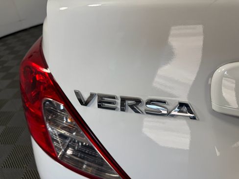 Used 2019 Nissan Versa S image 8