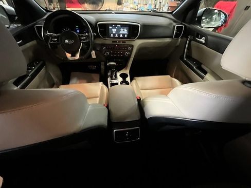 Used 2020 Kia Sportage S AWD/4WD image 3