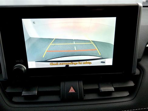 Certified 2025 Toyota RAV4 XLE image 31