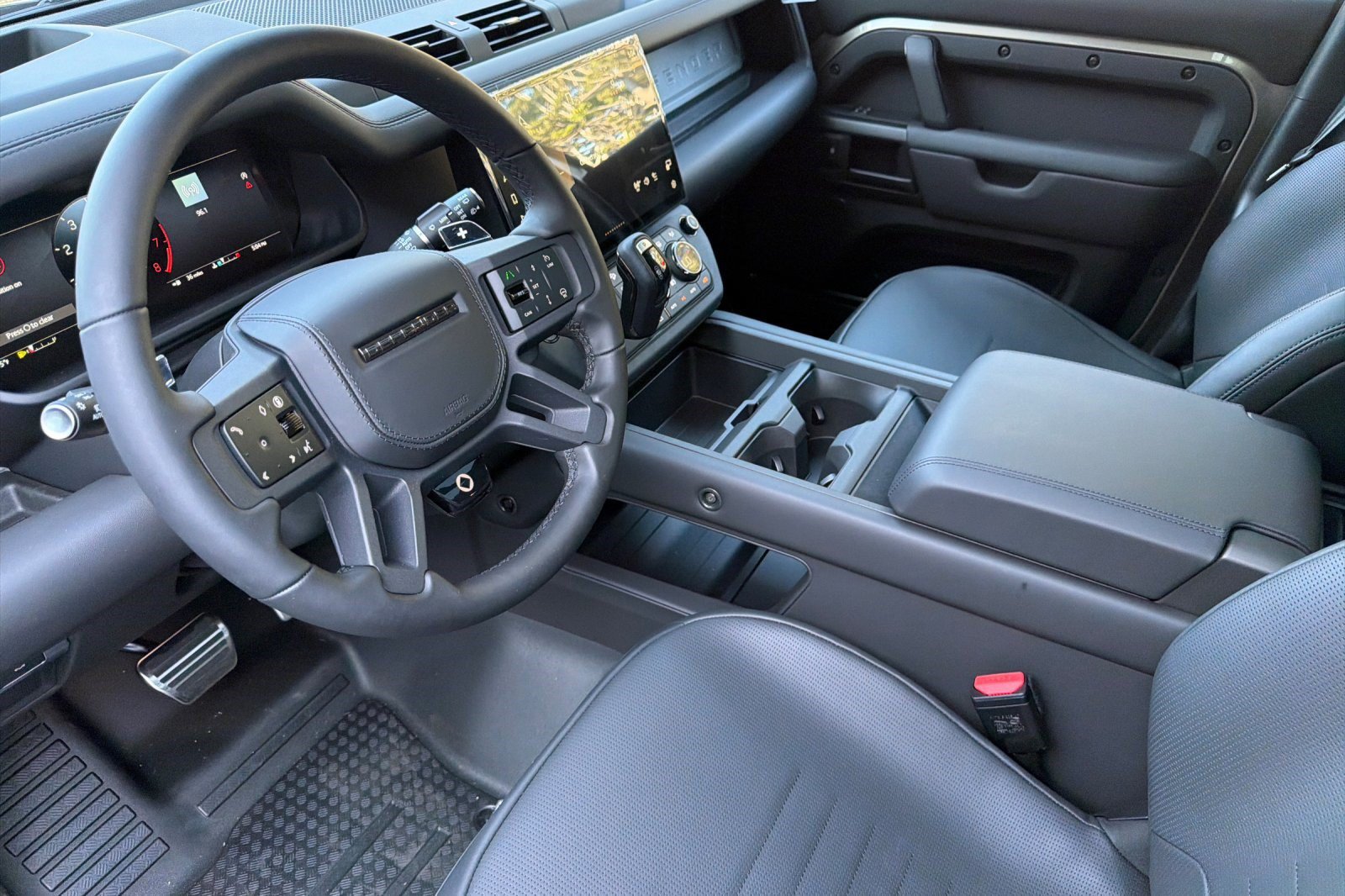 New 2026 Land Rover Defender 110 OCTA AWD/4WD image 4