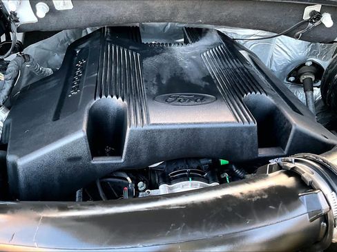 Used 2020 Ford F150 Lariat image 32