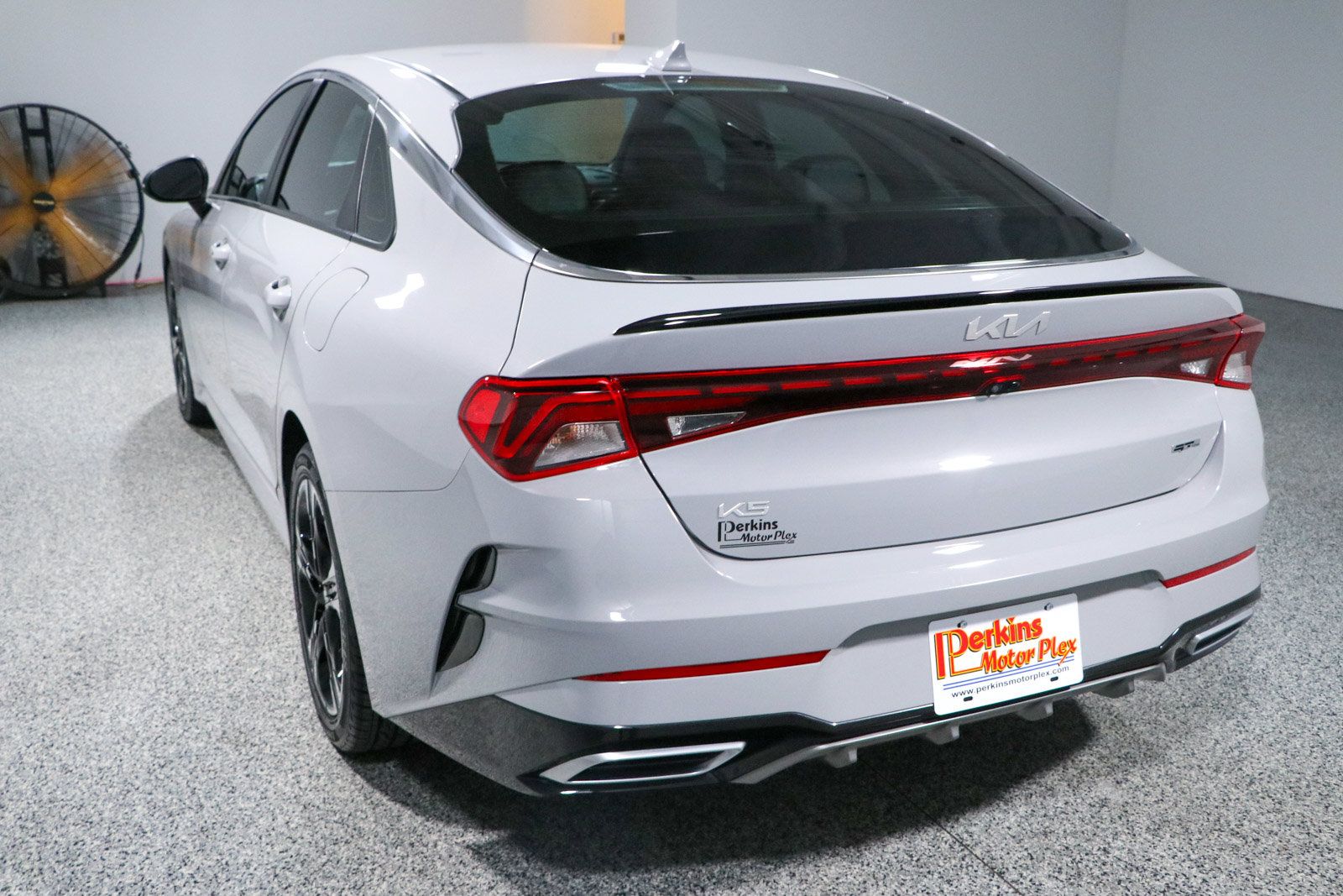 Used 2024 Kia K5 GT-Line w/ GT-Line Premium Package FWD image 9