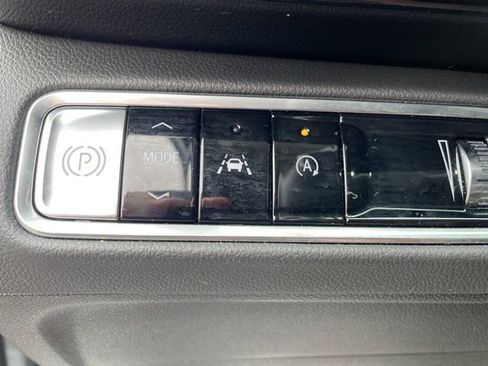 Used 2025 Buick Envision Preferred image 8