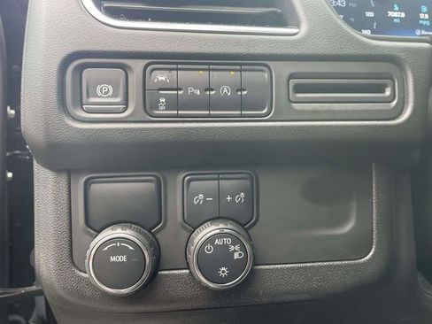 Used 2024 Chevrolet Tahoe LT image 20