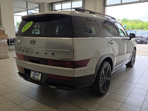 Used 2025 Hyundai Santa Fe Calligraphy AWD/4WD image 11