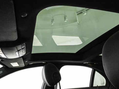 Used 2021 Mercedes-Benz C 300 4MATIC Sedan image 17