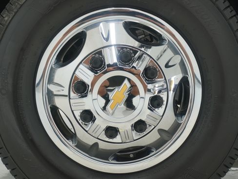 Used 2024 Chevrolet Silverado 3500 LT w/ Texas Edition AWD/4WD image 29