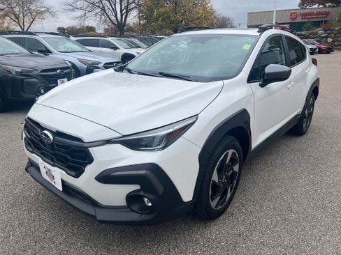 Certified 2024 Subaru Crosstrek 2.5i Limited image 3