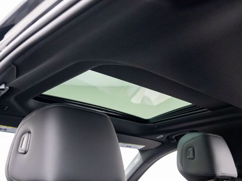 New 2026 BMW i5 AWD/4WD image 19