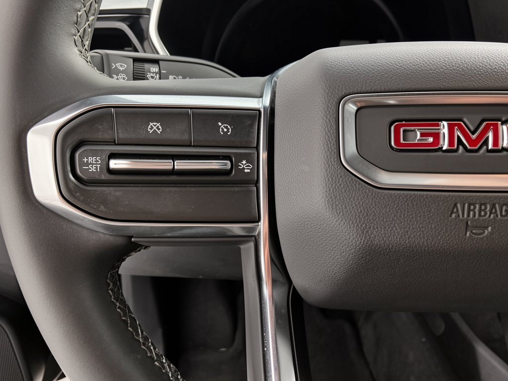 Used 2024 GMC Canyon Elevation w/ Elevation Premium Package RWD image 18