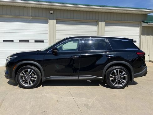 Used 2023 INFINITI QX60 Luxe w/ Cargo Package AWD/4WD image 4