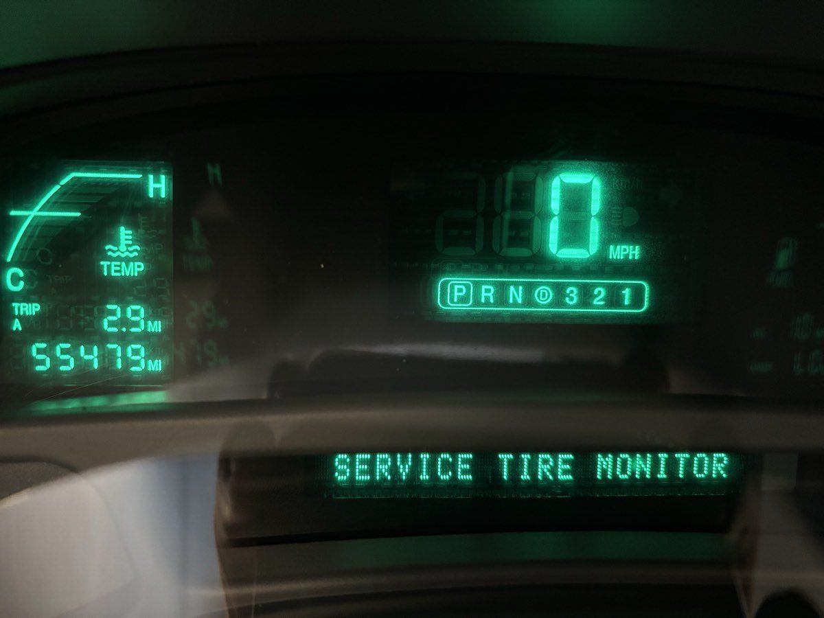 Used 2005 Cadillac De Ville FWD image 15