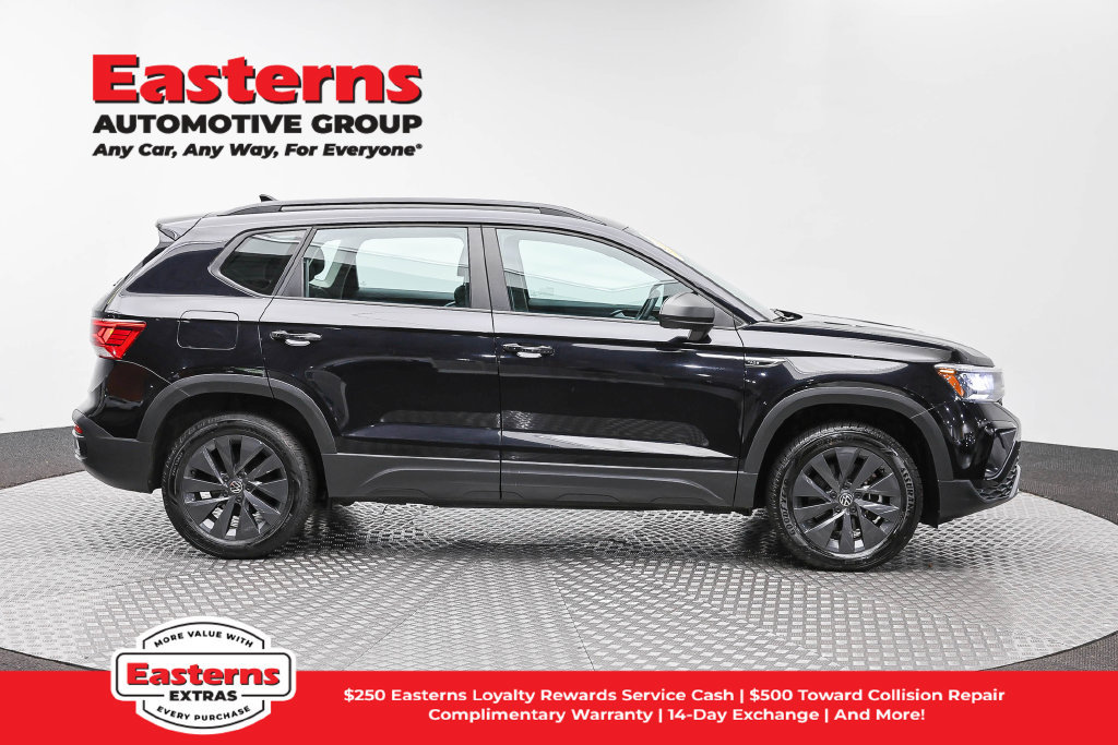 Used 2024 Volkswagen Taos S FWD image 5
