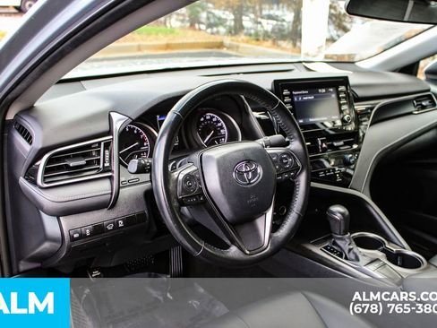 Used 2023 Toyota Camry SE image 22