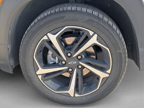 Used 2023 Chevrolet TrailBlazer RS w/ Convenience Package image 10