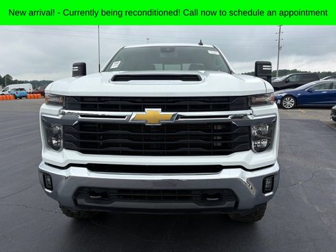 Used 2024 Chevrolet Silverado 2500 LT w/ All Star Edition AWD/4WD image 8