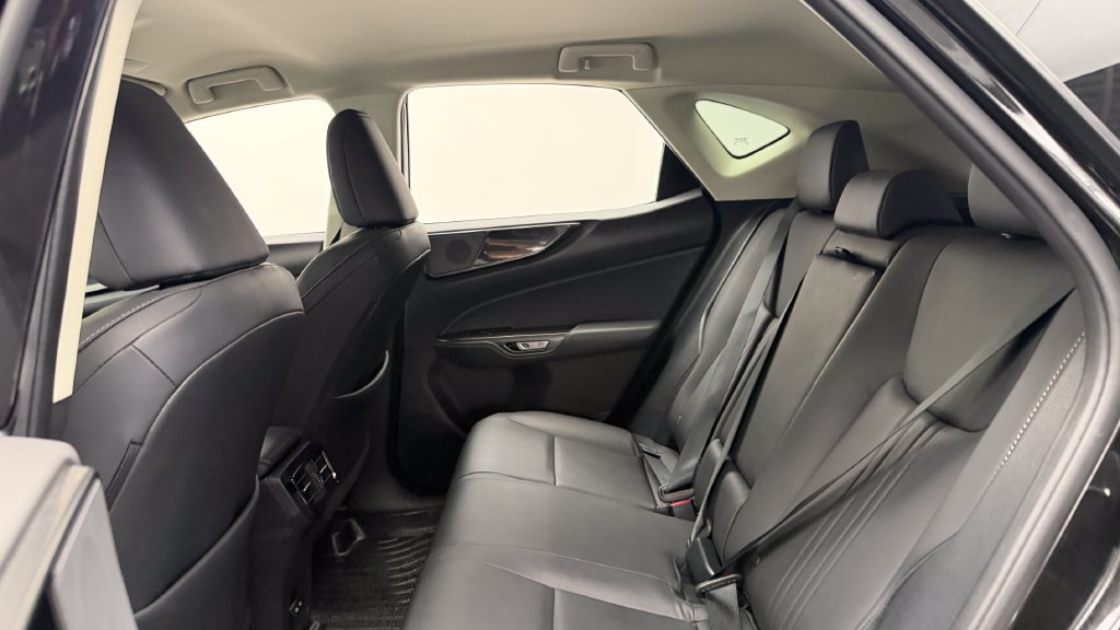 Used 2024 Lexus NX 250 AWD w/ Cold Area Package image 31