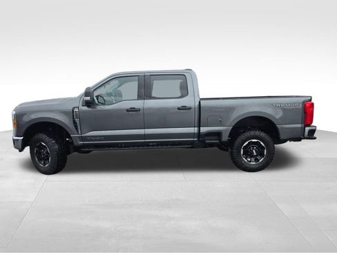 New 2026 Ford F250 XLT w/ Tremor Off-Road Package image 2