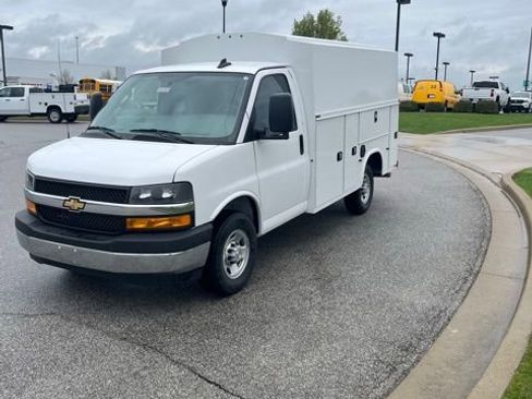 New 2026 Chevrolet Express 3500 w/ Power Convenience Package RWD image 3