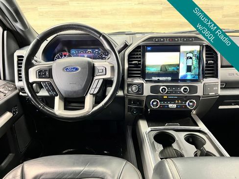 Used 2022 Ford F350 Platinum w/ FX4 Off-Road Package AWD/4WD image 2